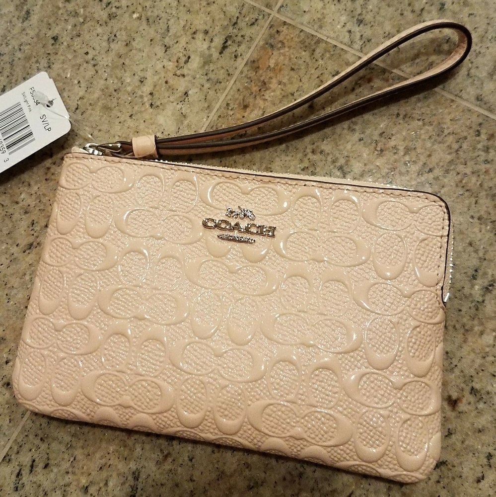 *SOLD*Coach Blush Pink Corner Zip Wristlet